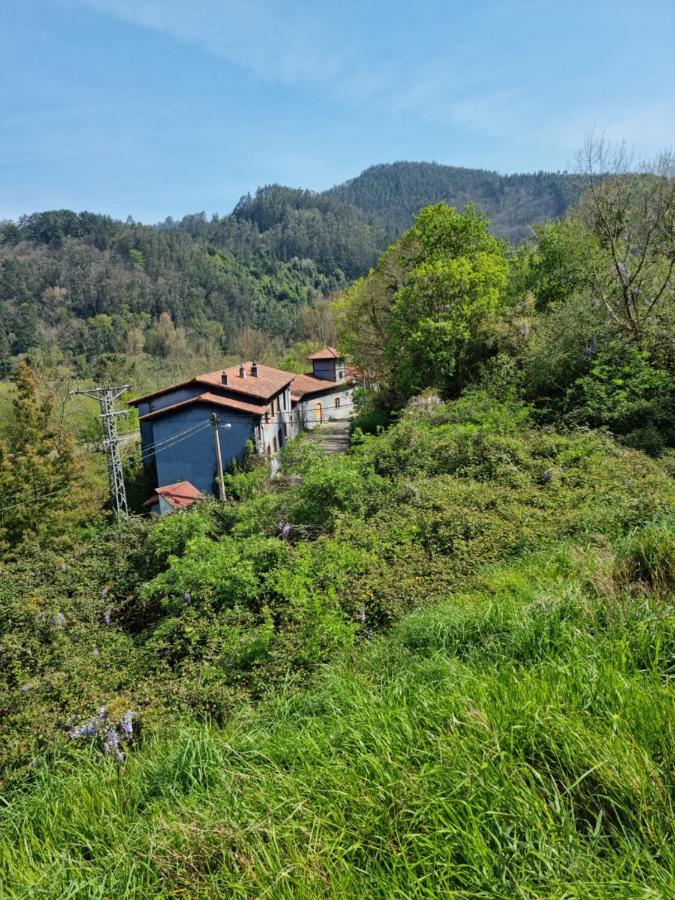Apartamentos Rurales Corias Eksteriør bilde